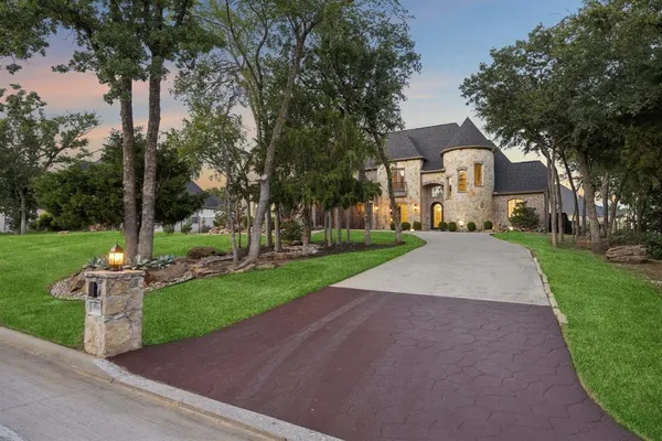 $1,400,000 | 1000 Braewood Court, Oak Point, TX 75068