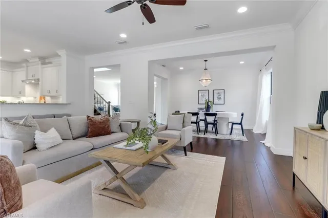 $1,250,000 | 13577 Mandarin Circle, Naples, FL 34109