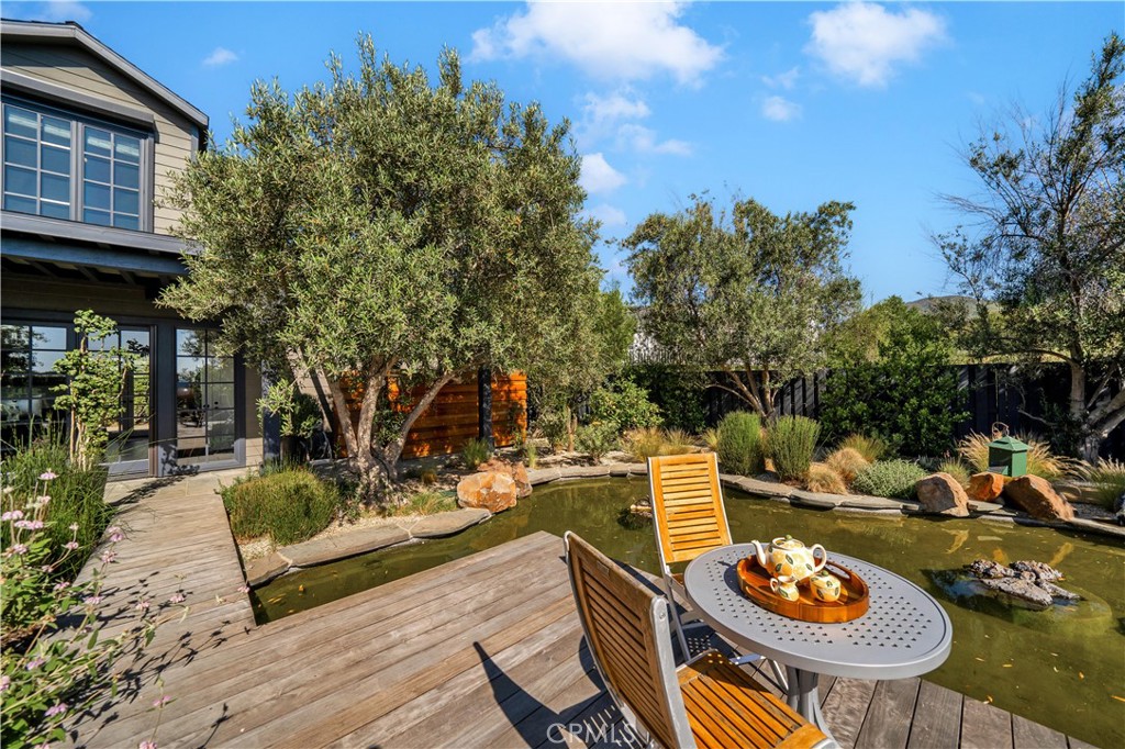 28850 Hampton Place Malibu, CA 90265 - Photo 28 of 53 a outdoor space with furniture and garden