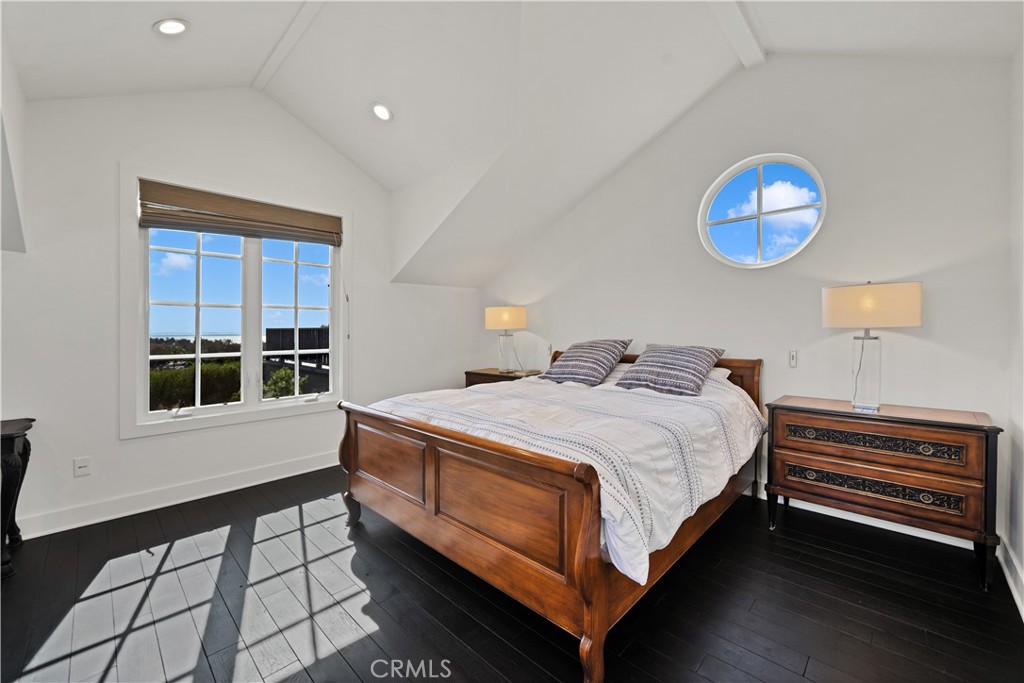 28850 Hampton Place Malibu, CA 90265 - Photo 37 of 53 a bedroom with a bed and a window