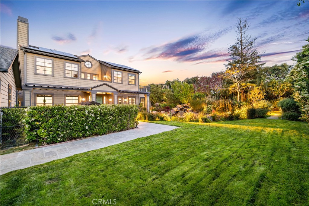 28850 Hampton Place Malibu, CA 90265 - Photo 51 of 53 a view of an apartment with a garden