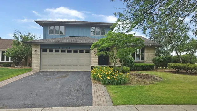 $339,900 | 8543 Carriage Lane, Tinley Park, IL 60487
