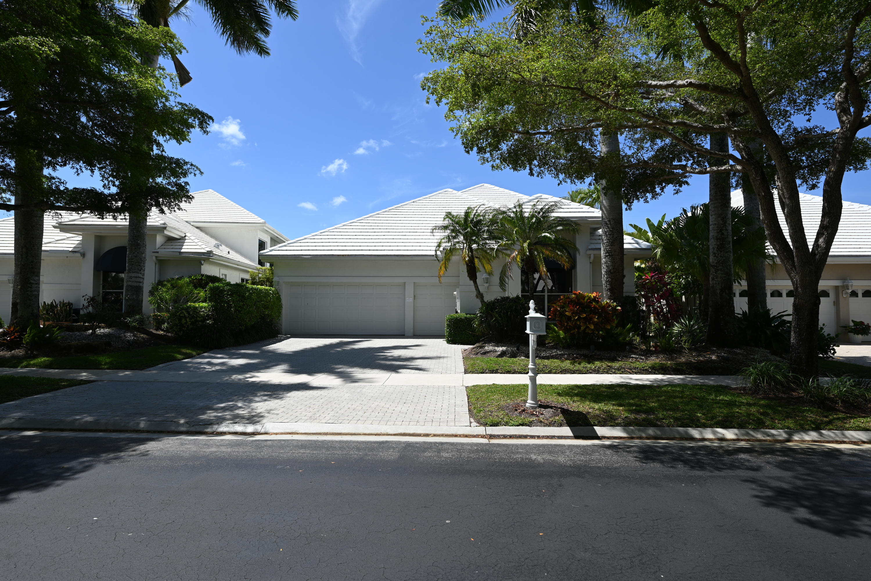 17249 Huntington Park Way Boca Raton, FL 33496 - Photo 1 of 27 Front
