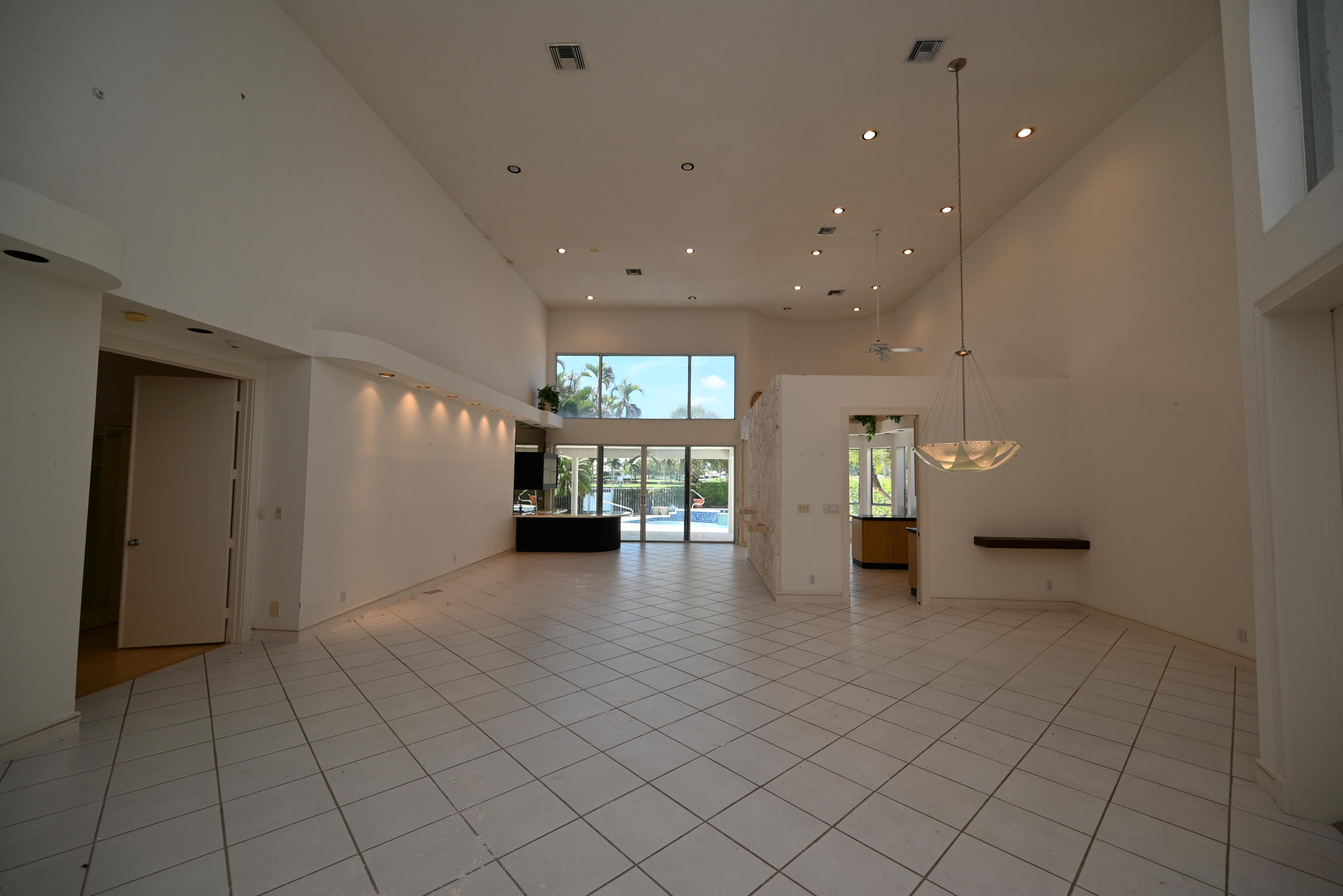 17249 Huntington Park Way Boca Raton, FL 33496 - Photo 3 of 27 DSC_0011