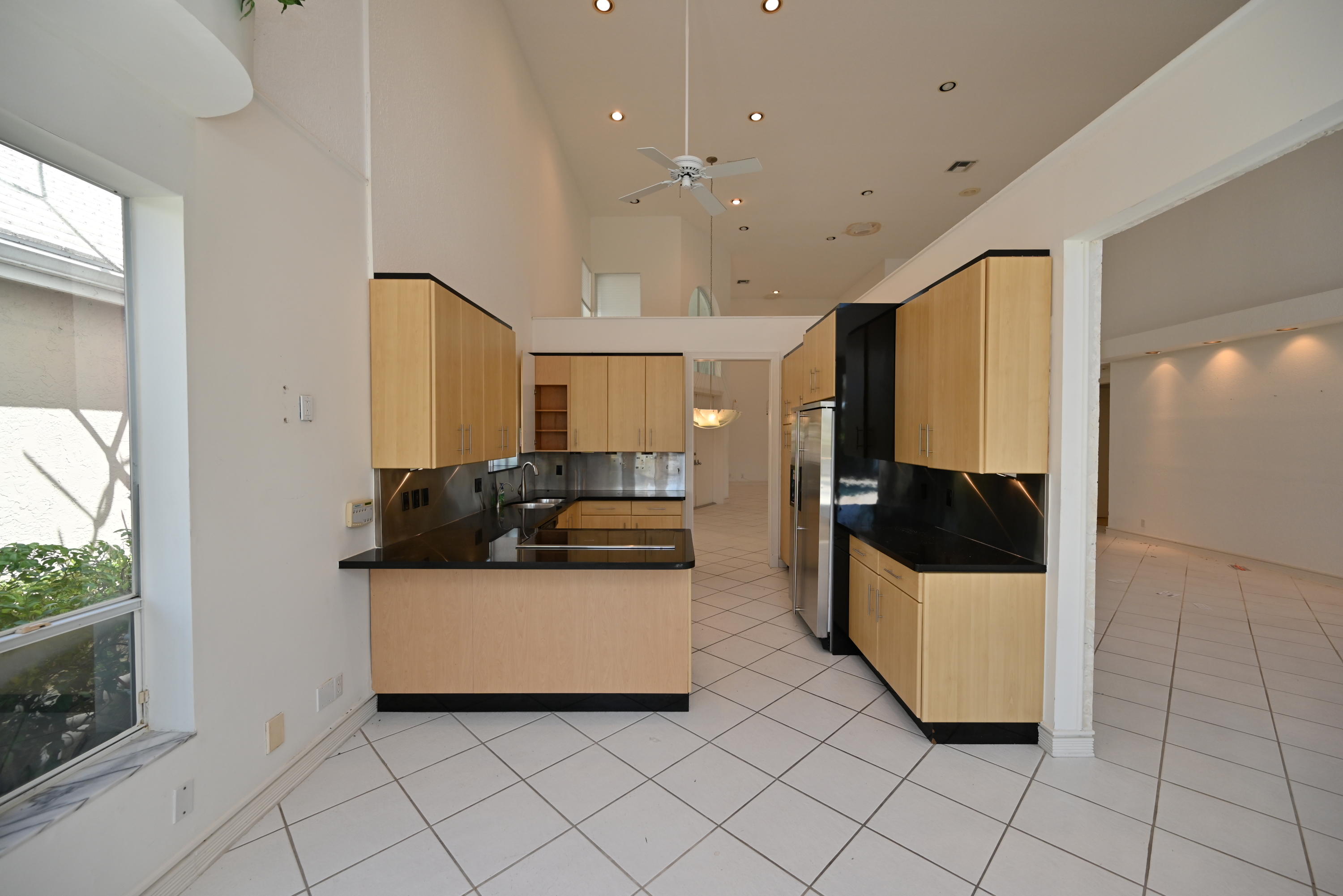 17249 Huntington Park Way Boca Raton, FL 33496 - Photo 6 of 27 DSC_0015