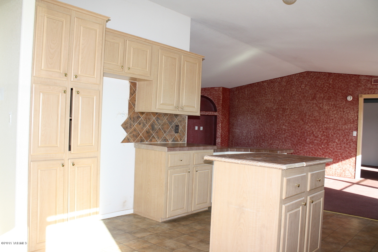 8420 South Comanche Road Tucson, AZ 85735 - Photo 5 of 21 Gallery Image 5