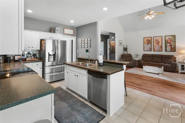 $394,900 | 221 Creekside Drive, Arnoldsville, GA 30619