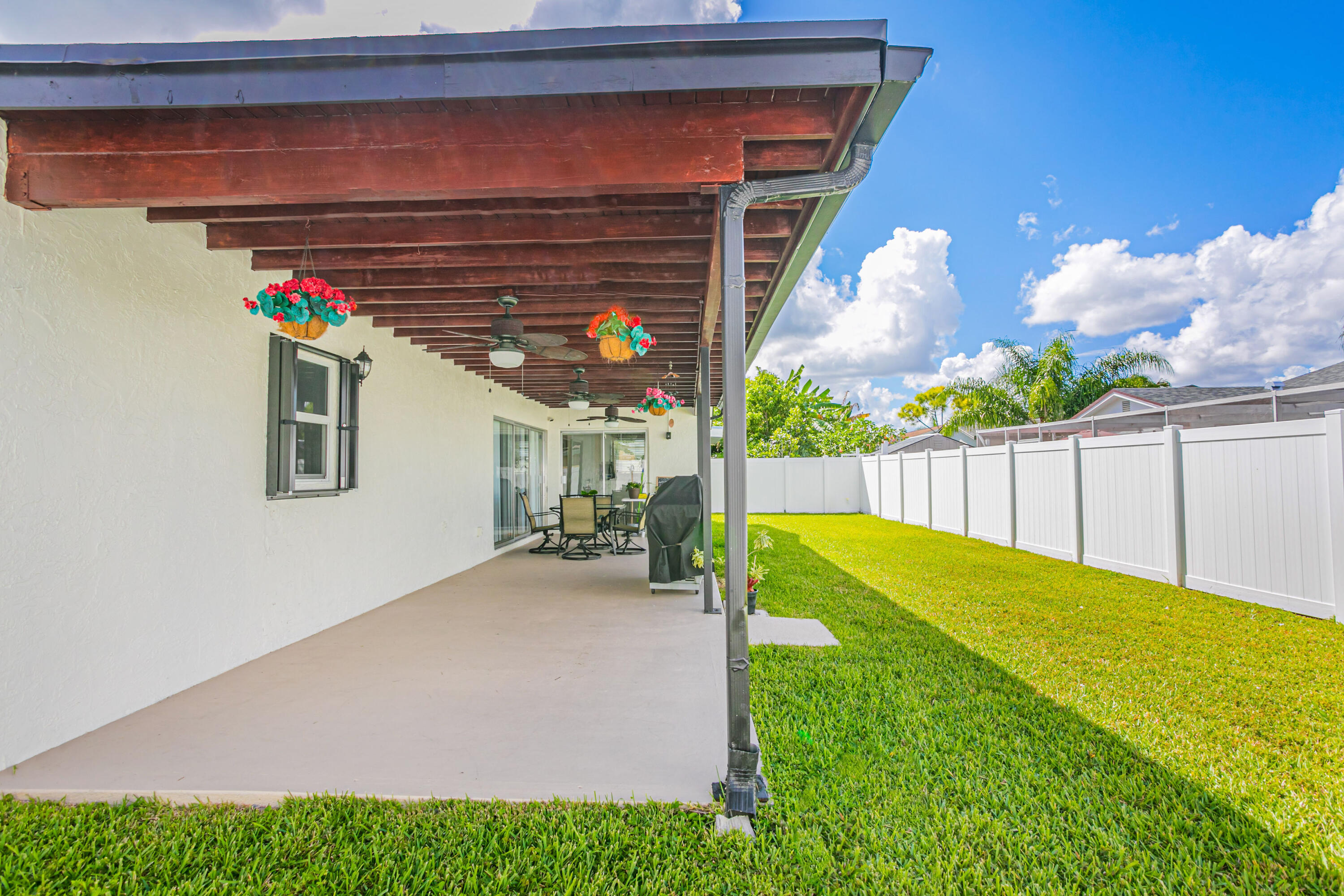 9237 Southwest 18th Street Boca Raton, FL 33428 - Photo 28 of 33 backyard