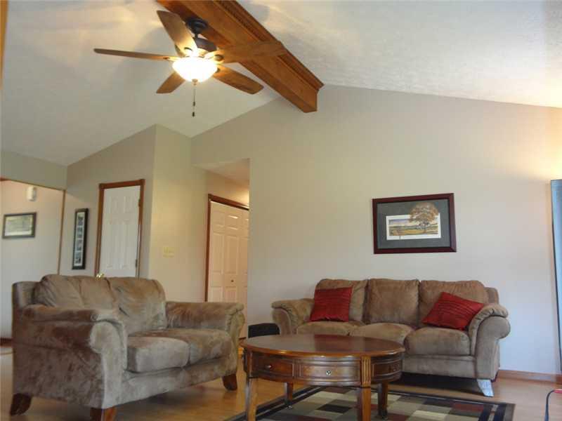 6762 Hall Road Plainfield, IN 46168 - Photo 3 of 21