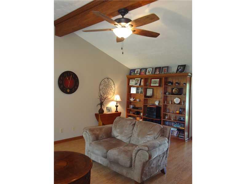 6762 Hall Road Plainfield, IN 46168 - Photo 5 of 21