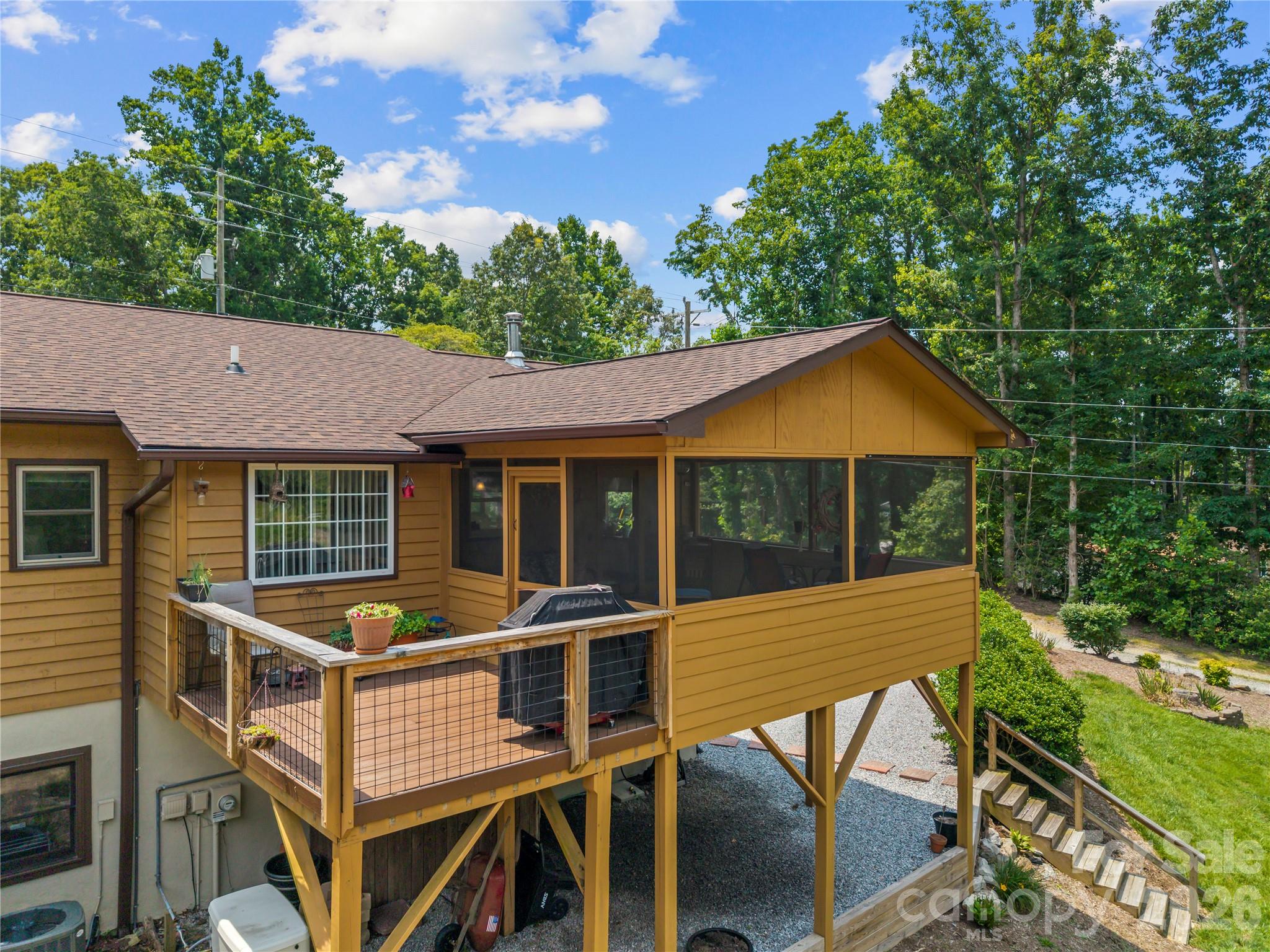 6 Kendra Road Hendersonville, NC 28792 - Photo 5 of 31