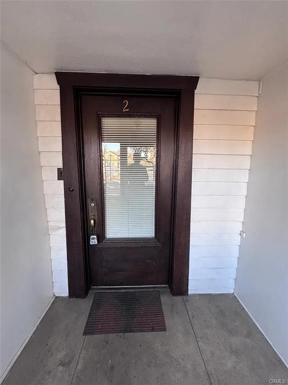 2726 5th Street, Unit 2 Riverside, CA 92507 - Photo 7 of 12 a view of entryway