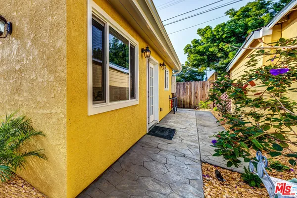 $2,980 | 4333 Westlawn Avenue, Los Angeles, CA 90066