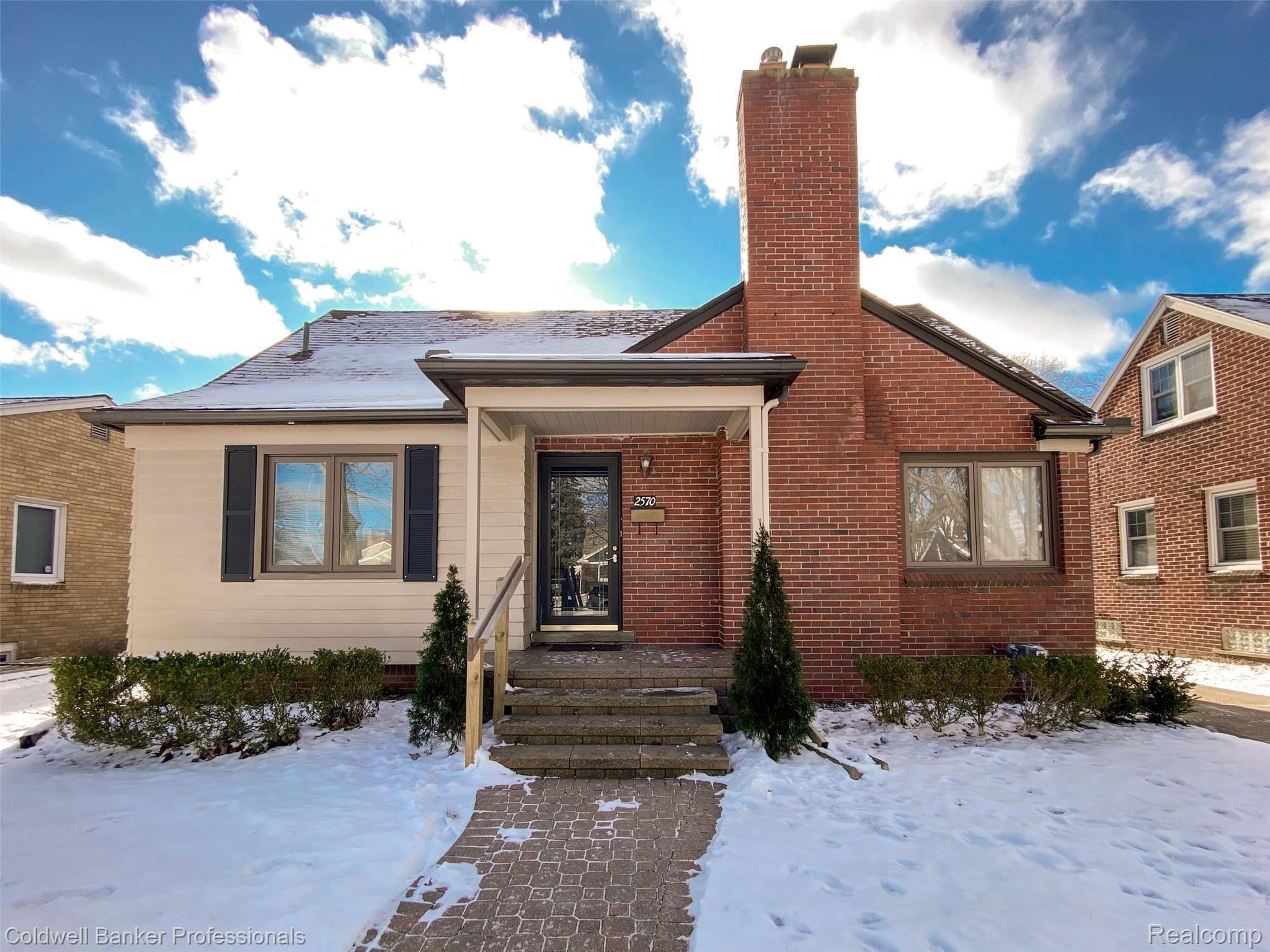 2570 Manchester Road Birmingham, MI 48009 - Photo 1 of 41 Welcome to 2570 Manchester Rd