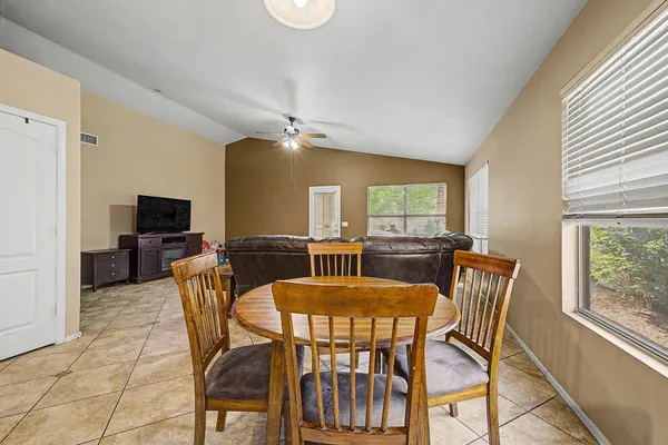 $2,495 | 20004 North 65th Drive, Glendale, AZ 85308