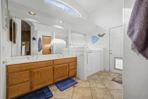 $2,495 | 20004 North 65th Drive, Glendale, AZ 85308