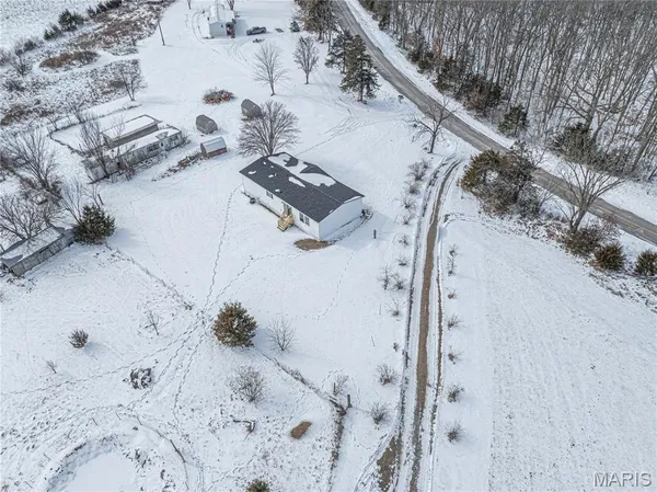$205,000 | 464 County Road Y, Harrisburg, MO 65256