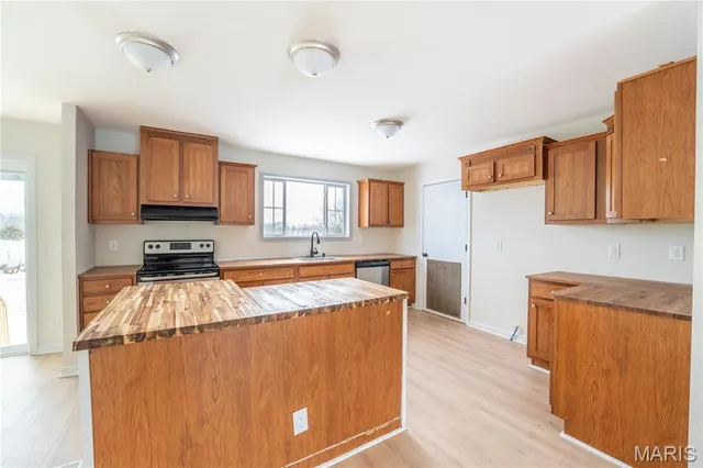 $210,000 | 464 County Road Y, Harrisburg, MO 65256