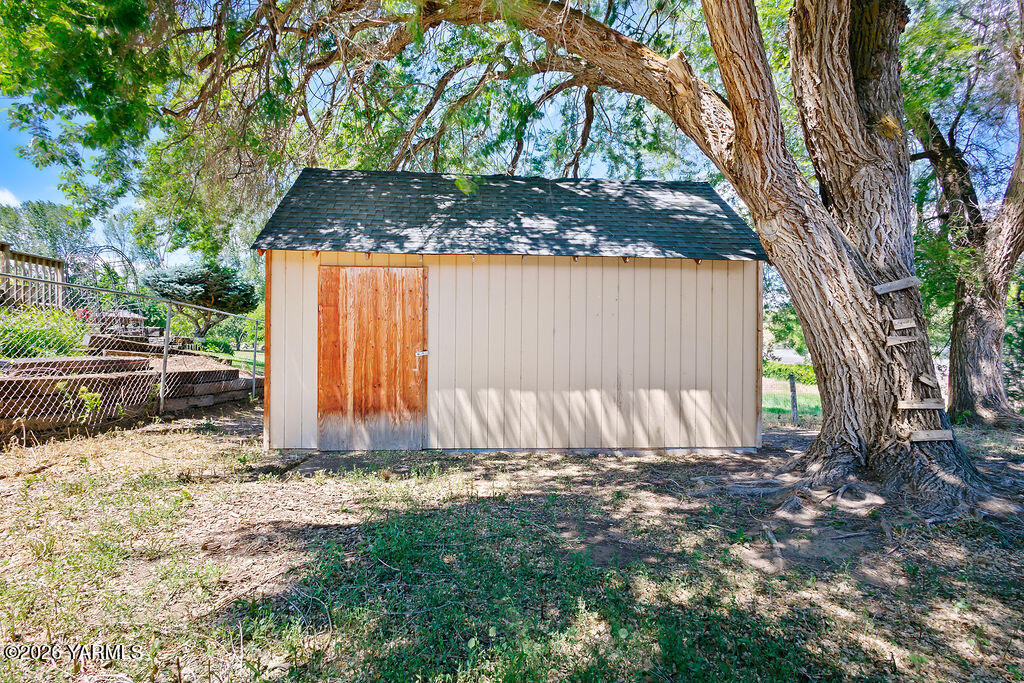502 South Friedline Road Yakima, WA 98908 - Photo 13 of 14 Storage shed