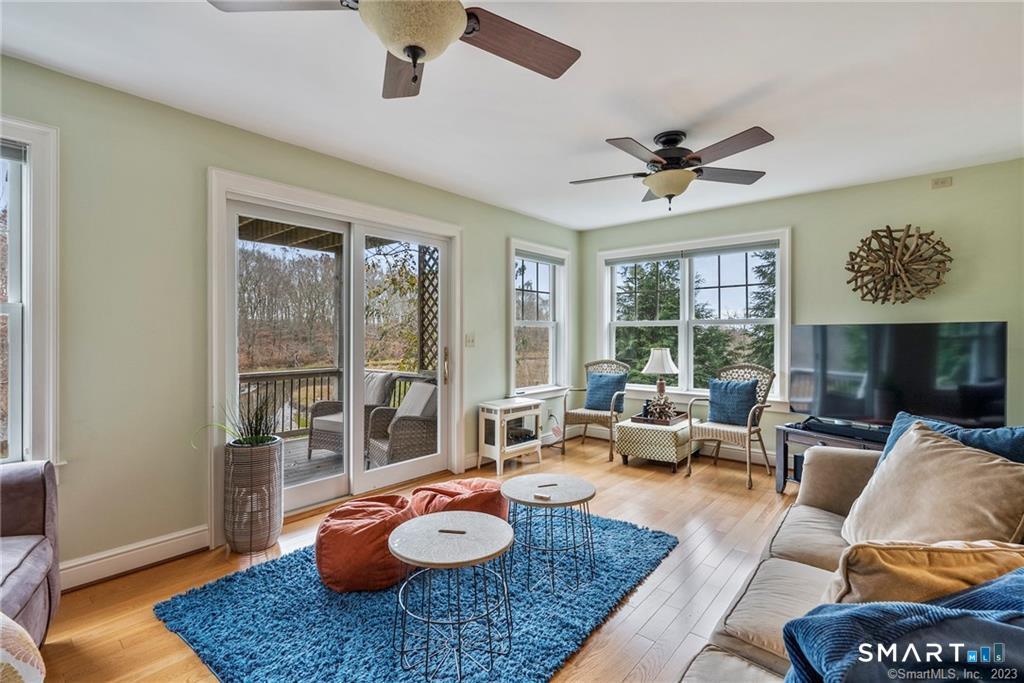 33 Marshfield Road East Lyme, CT 06357 - Photo 7 of 37 Gallery Image 7