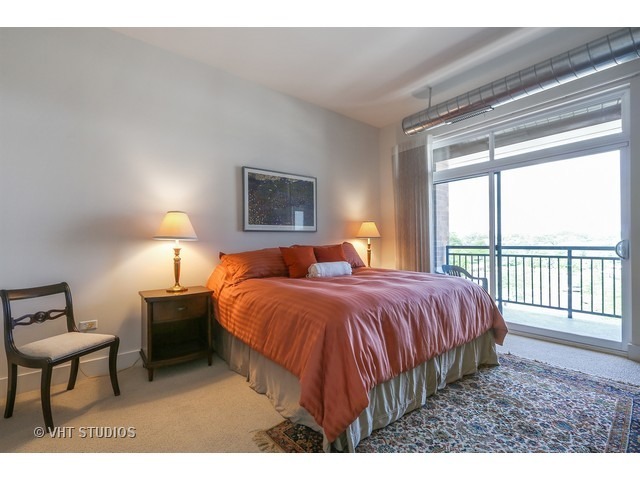 450 Village Center Drive, Unit 413 Burr Ridge, IL 60527 - Photo 7 of 11