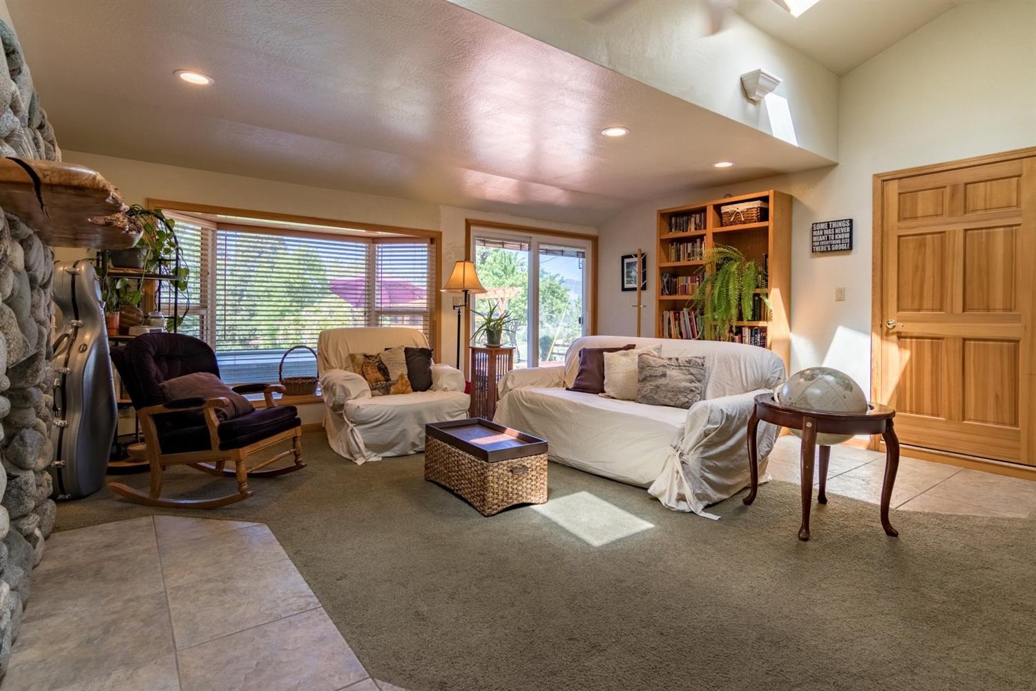644 Holton Road Talent, OR 97540 - Photo 26 of 35 Additional Photo