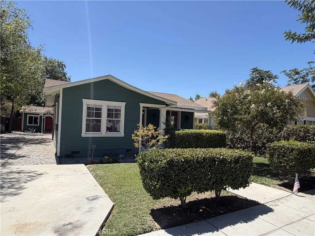 3728 Briscoe Street Riverside, CA 92506 - Photo 1 of 50 Gallery Image 1