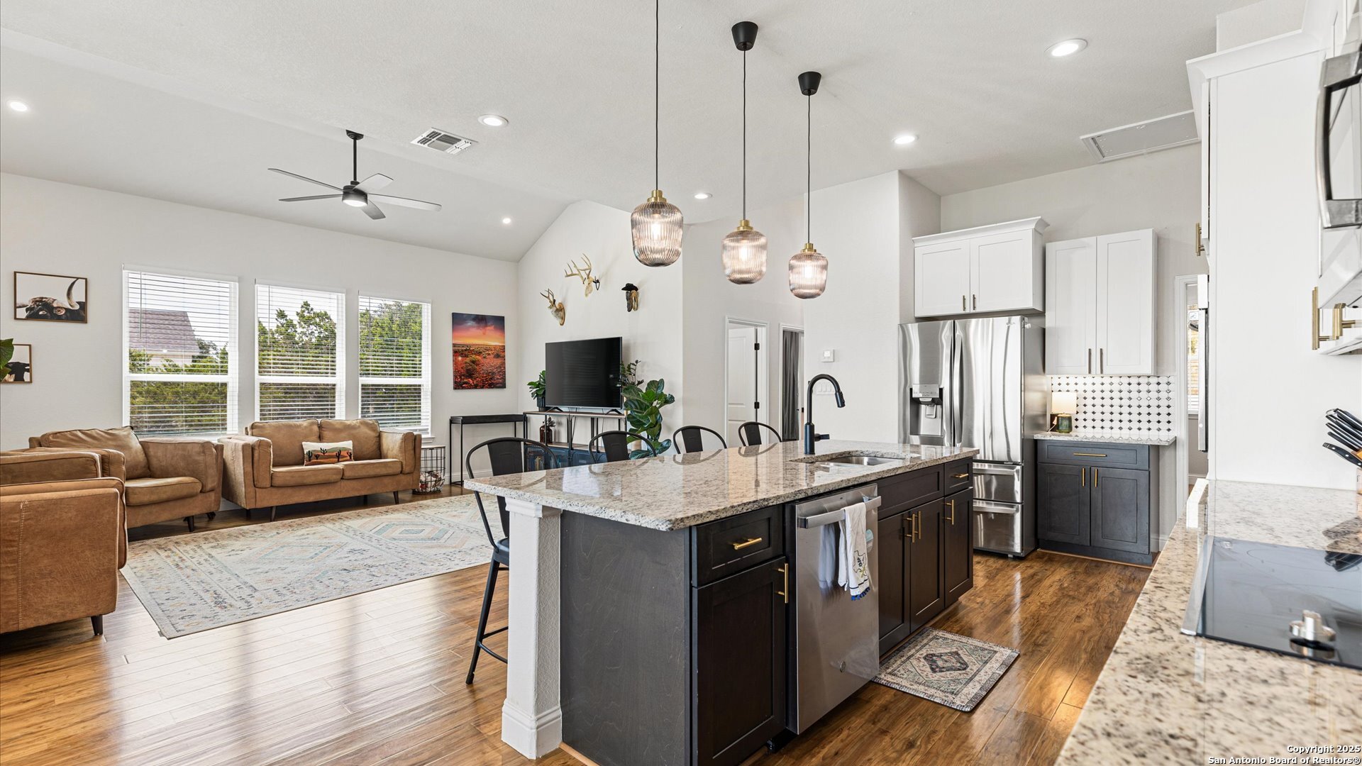 3225 Hawthorne Road Spring Branch, TX 78070 - Photo 8 of 39