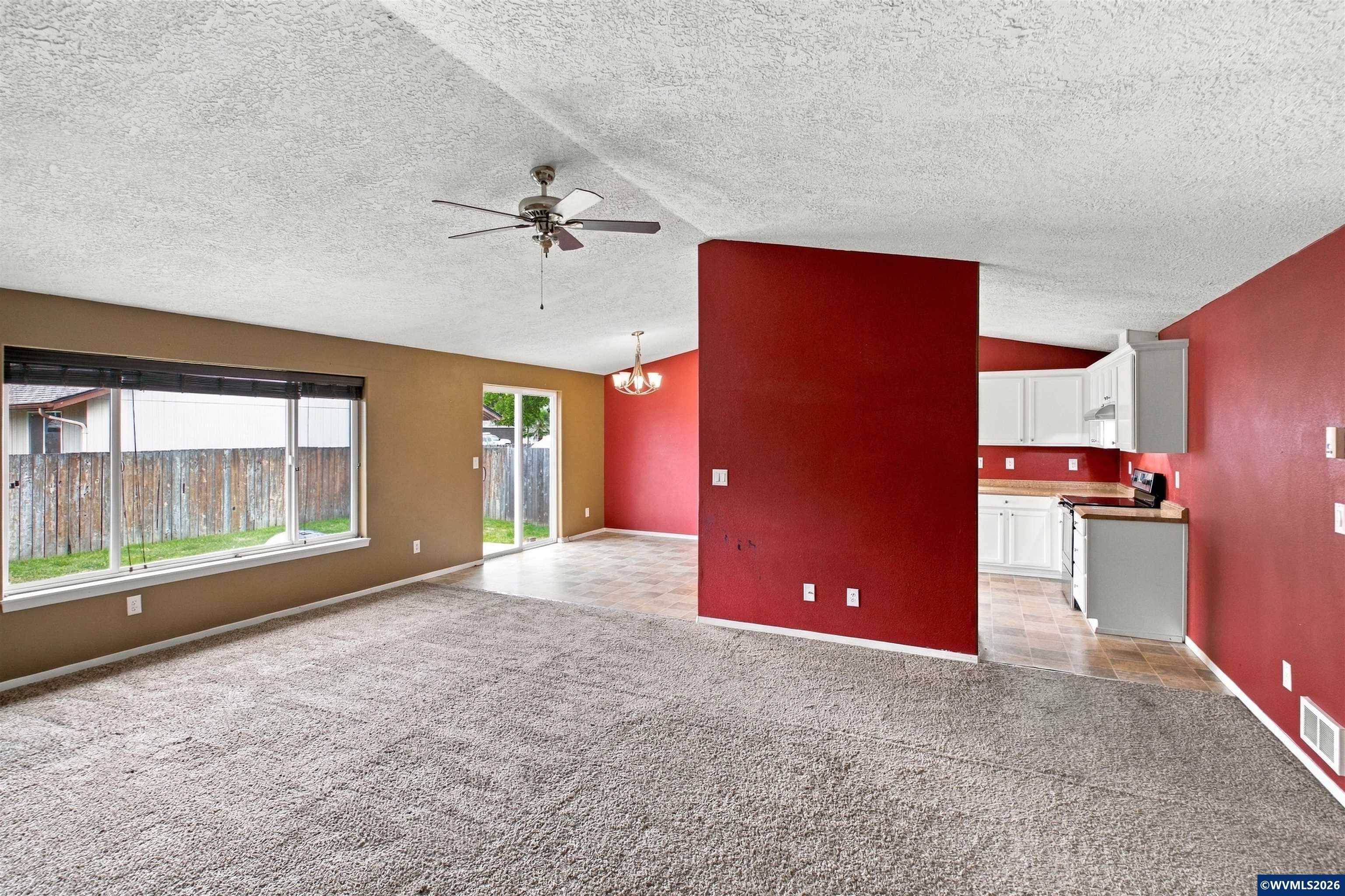 1840 Chemawa Road Northeast Keizer, OR 97303 - Photo 6 of 26 Gallery Image 6