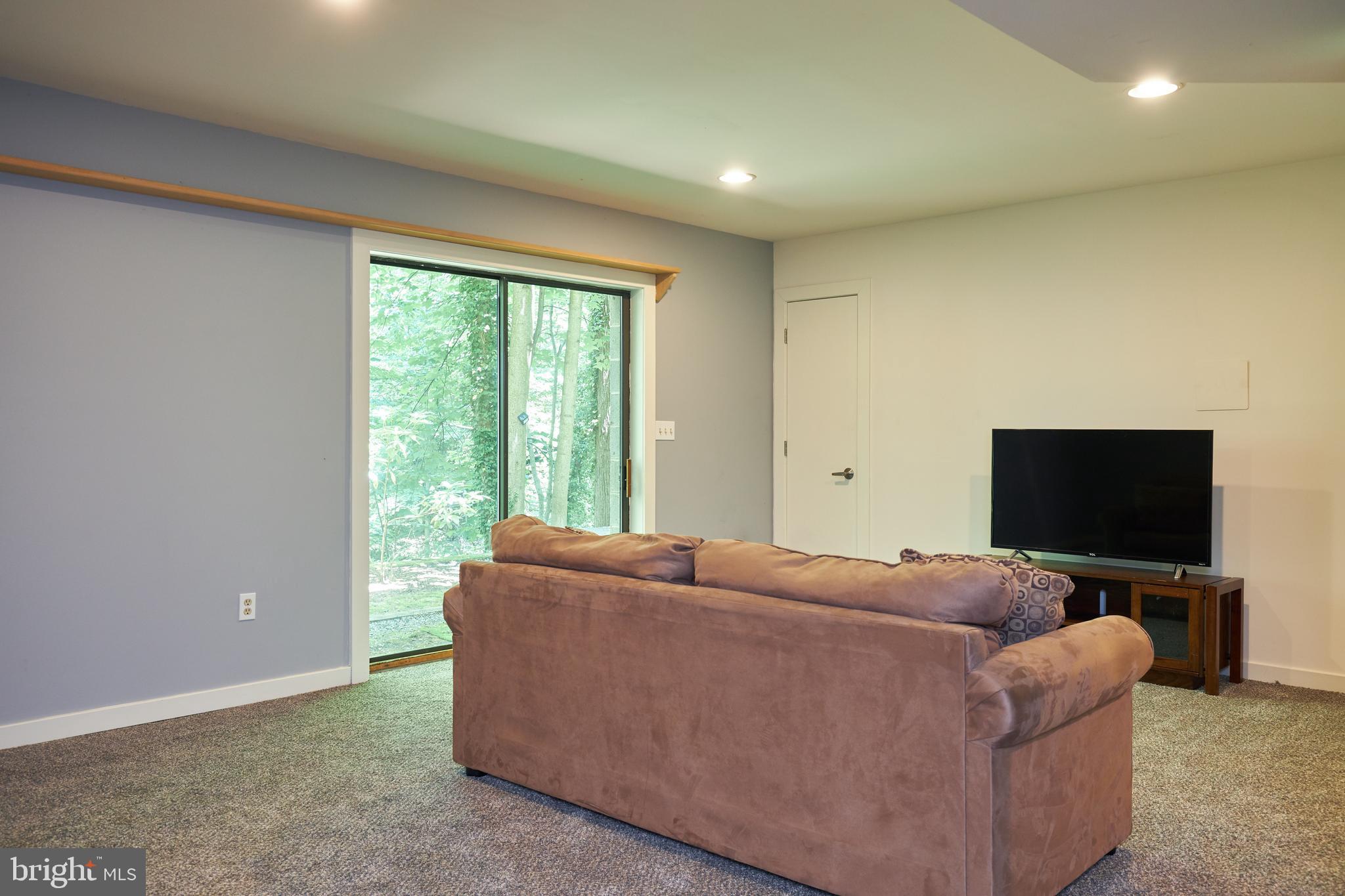 1860 Poplar Road Annapolis, MD 21401 - Photo 57 of 63 Gallery Image 57