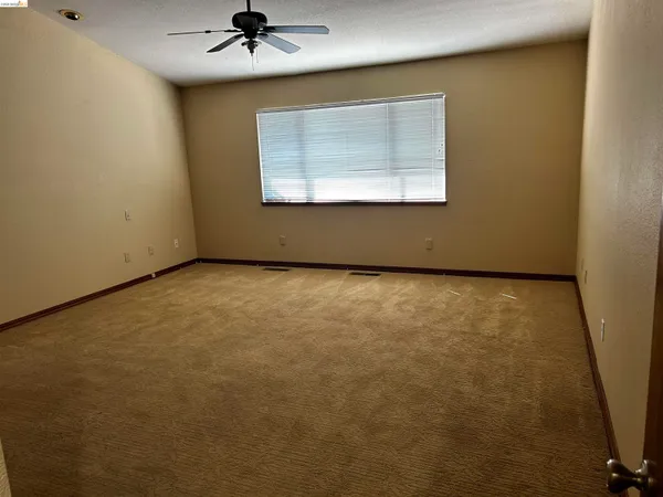 $3,995 | 5593 Drakes Drive, Discovery Bay, CA 94505