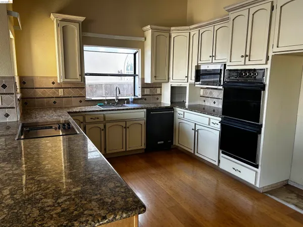 $3,995 | 5593 Drakes Drive, Discovery Bay, CA 94505