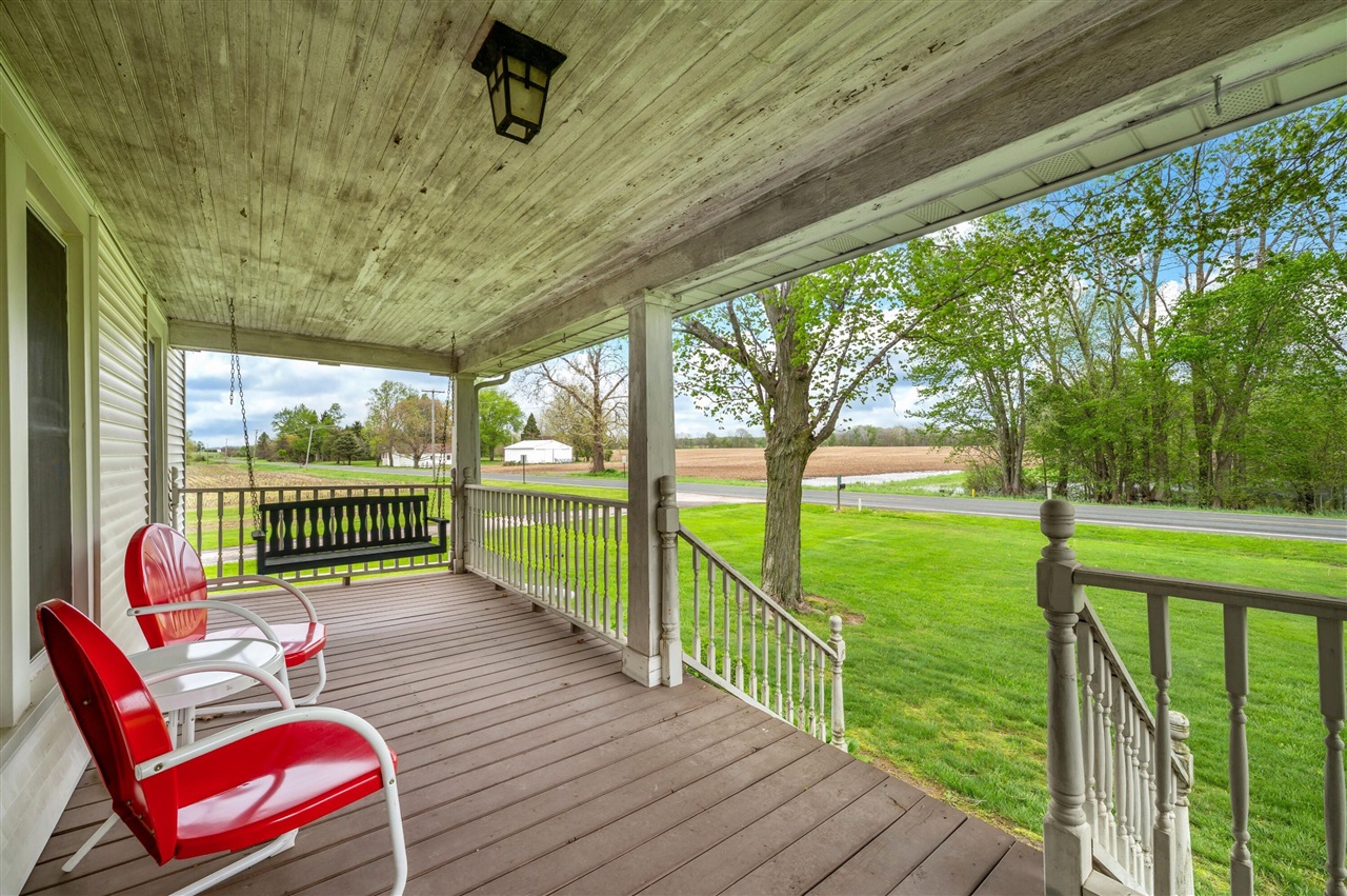 16686 Cleveland Avenue Galien, MI 49113 - Photo 5 of 93