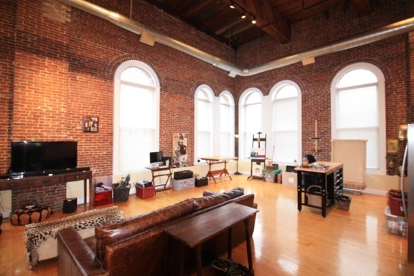 10 Kearney Square, Unit 404 Lowell, MA 01852 - Photo 2 of 30