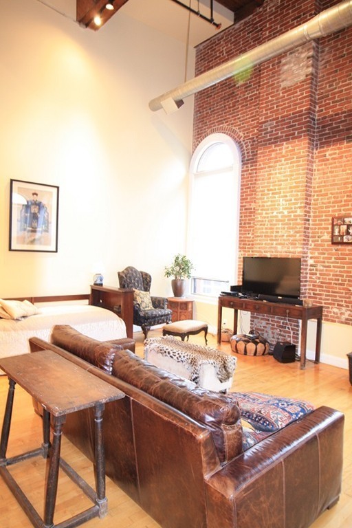 10 Kearney Square, Unit 404 Lowell, MA 01852 - Photo 9 of 30