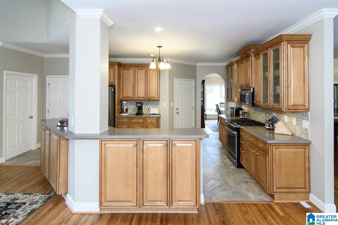 225 Grande View Circle Alabaster, AL 35114 - Photo 9 of 50