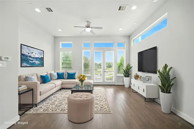 $550,000 | 151 East 2nd Street, Houston, TX 77007