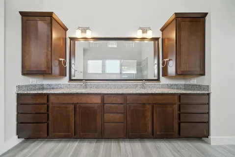 $550,000 | 151 East 2nd Street, Houston, TX 77007