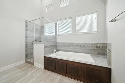 $550,000 | 151 East 2nd Street, Houston, TX 77007