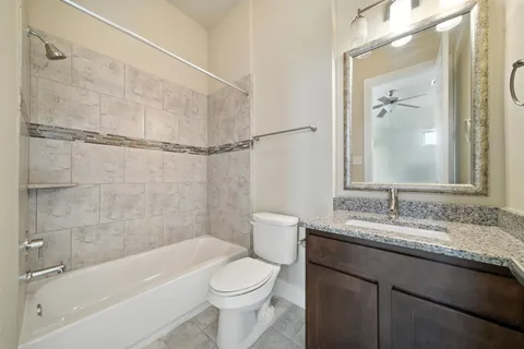 $550,000 | 151 East 2nd Street, Houston, TX 77007