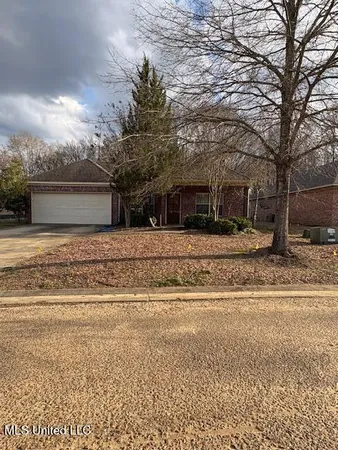 $1,950 | 109 Newport Drive, Canton, MS 39046