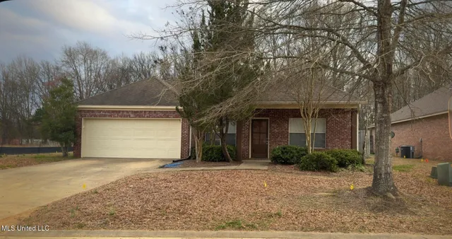$1,950 | 109 Newport Drive, Canton, MS 39046