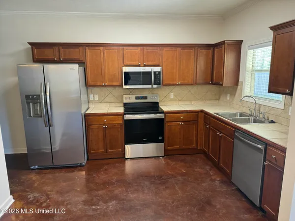 $1,950 | 109 Newport Drive, Canton, MS 39046