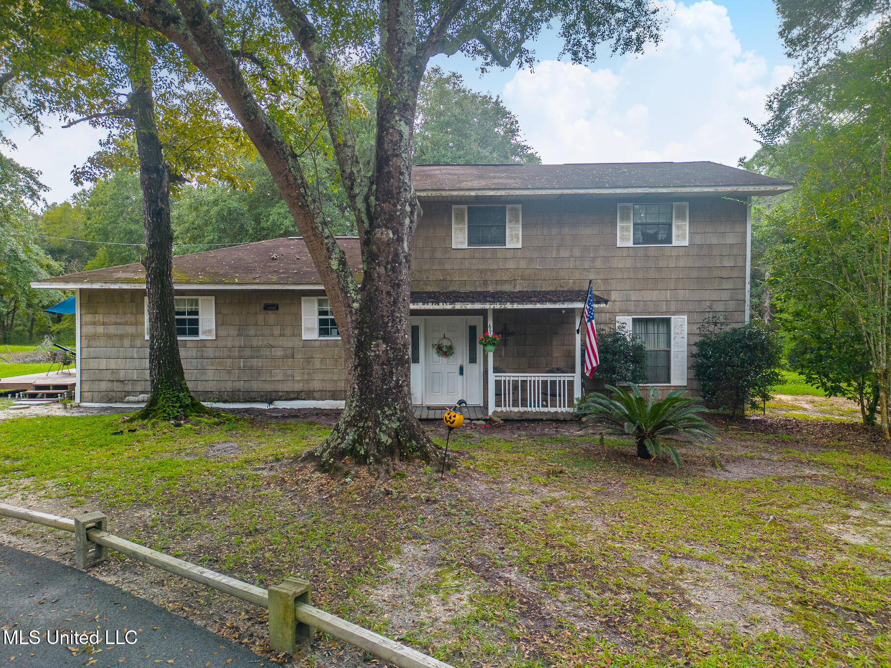 215 White Road Lucedale, MS 39452 - Photo 1 of 22 215 White-50 (1)