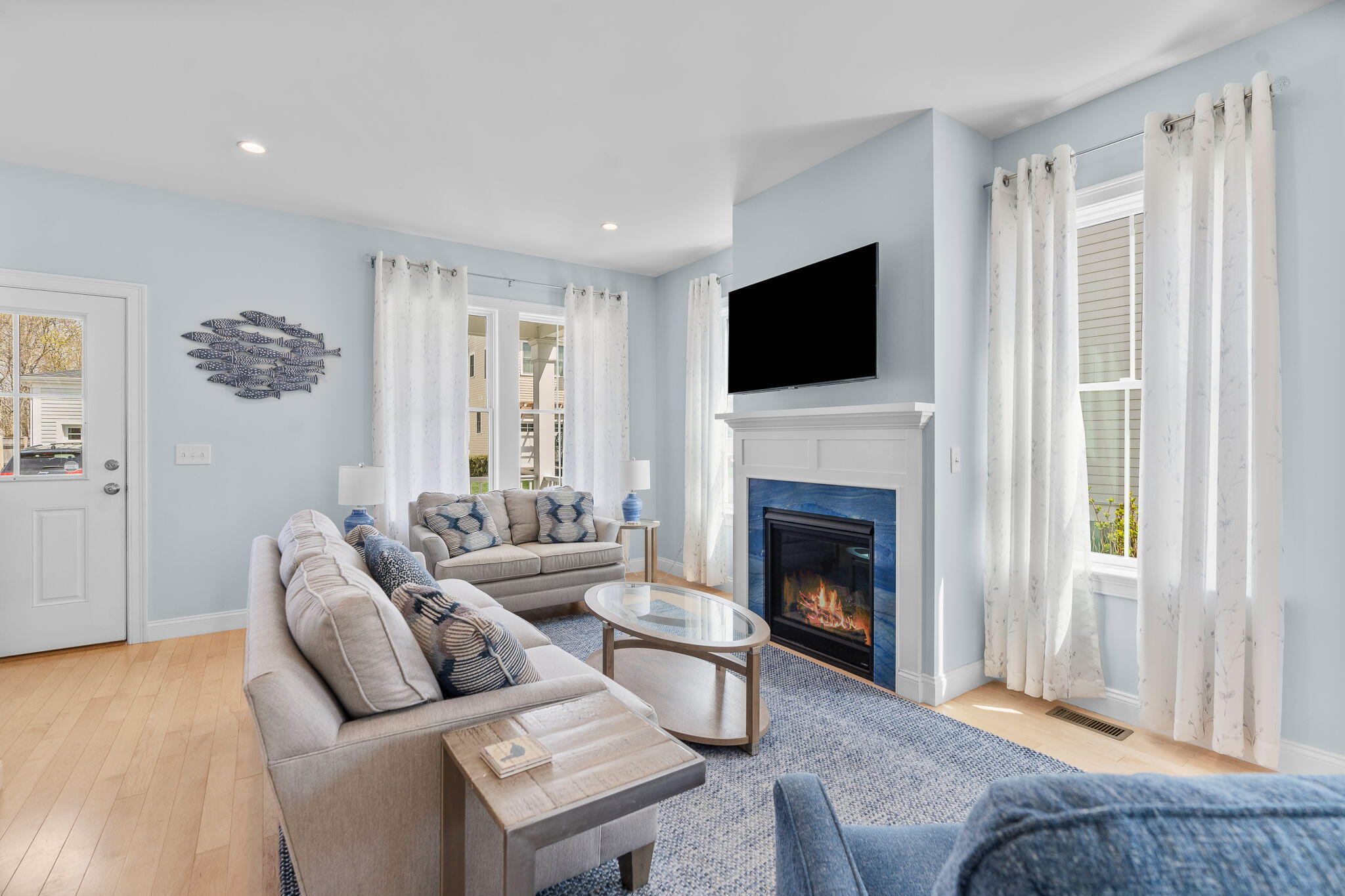 601 Main Street, Unit #28 Dennis, MA 02638 - Photo 11 of 38 Living room
