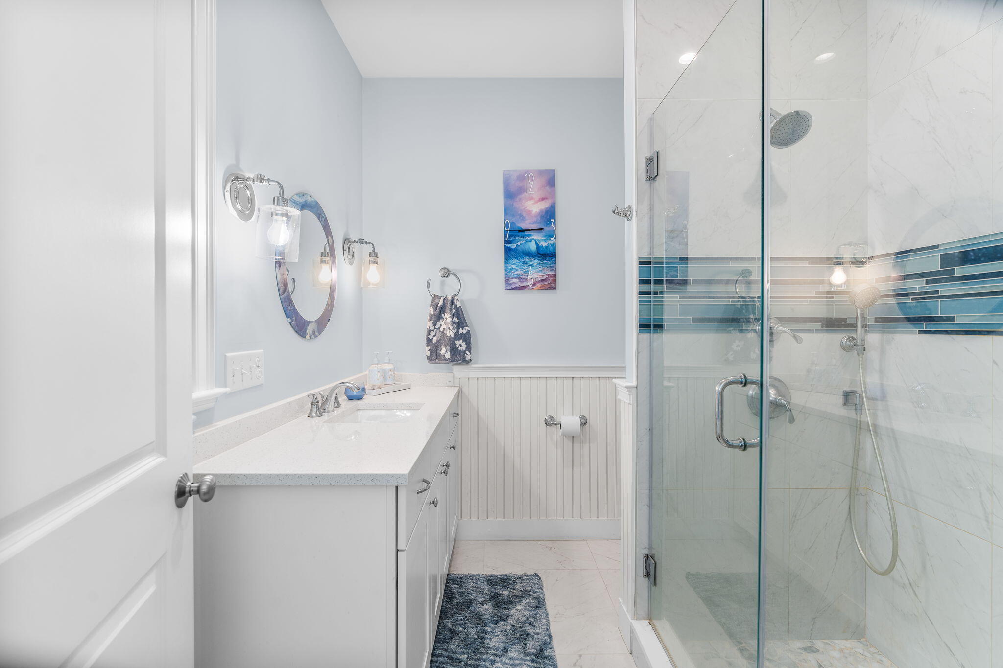 601 Main Street, Unit #28 Dennis, MA 02638 - Photo 21 of 38 Ensuite primary bathroom