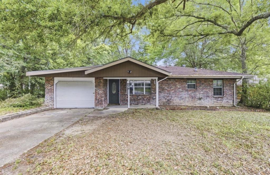 904 Chase Street DeRidder, LA 70634 - Photo 1 of 14