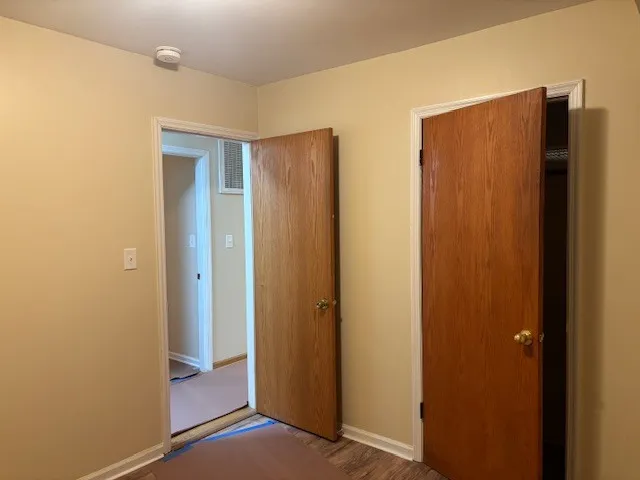 $2,100 | 1316 Monroe Street, Lake In The Hills, IL 60156