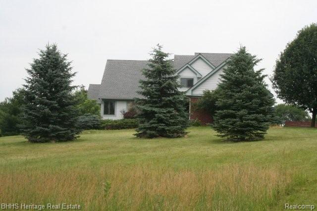 6178 Munsell Road Howell, MI 48843 - Photo 1 of 21 Front of House