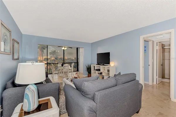 $5,000 | 5855 Midnight Pass Road, Unit 426, Sarasota, FL 34242